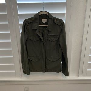 Lightweight Olive Jacket with lots of pockets
